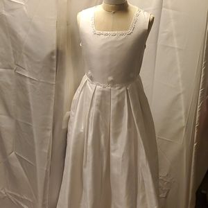 Silk-Look Polyester Sleeveless Dress